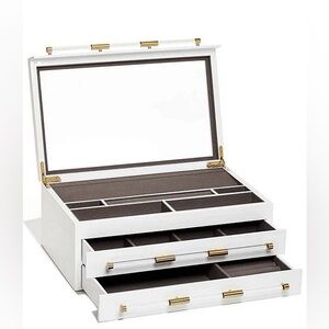 Kendra Scott Elegant White and Gold Jewelry Box